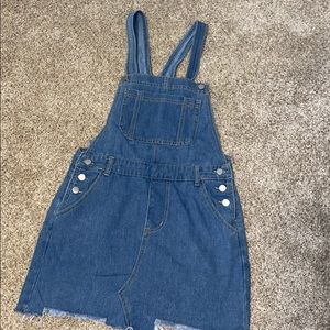 New overall denim skirt